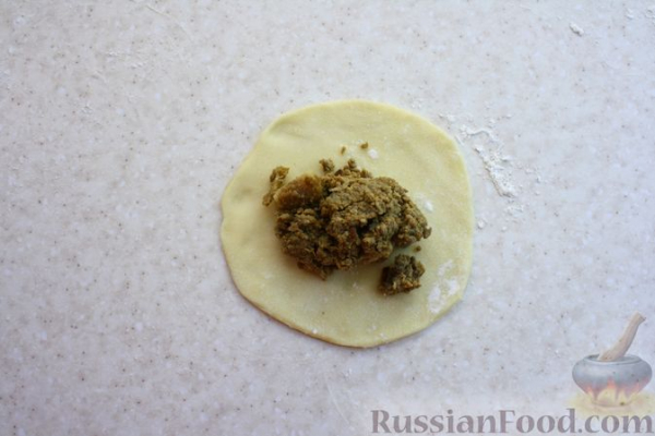 Вареники с печенью и копчёным салом