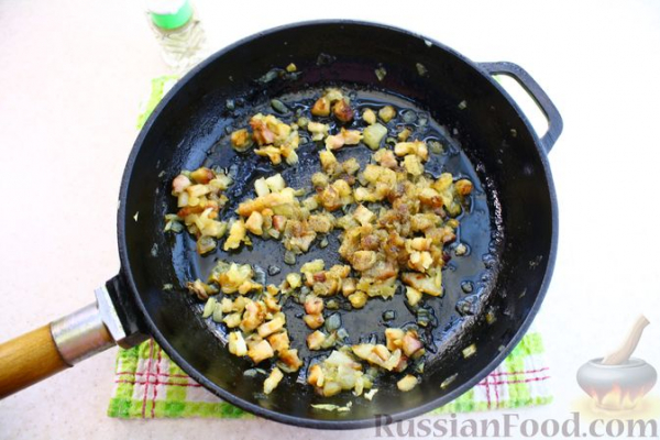 Вареники с печенью и копчёным салом
