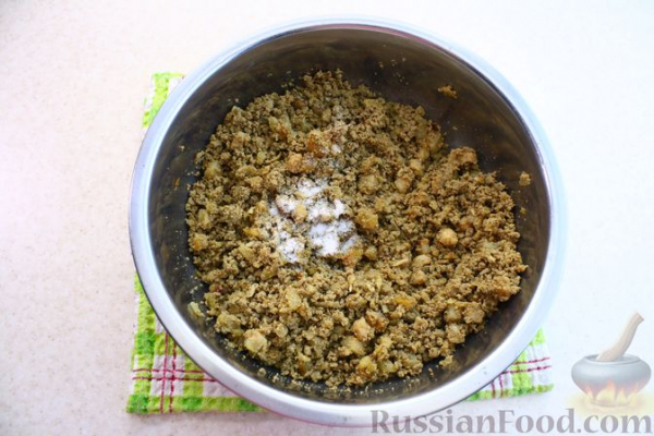 Вареники с печенью и копчёным салом