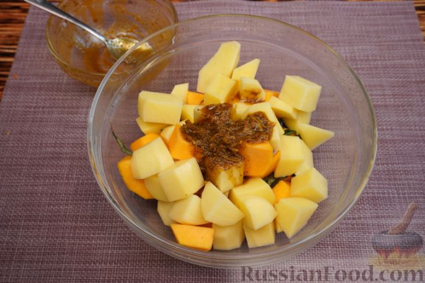 Запечённая курица с картофелем и тыквой