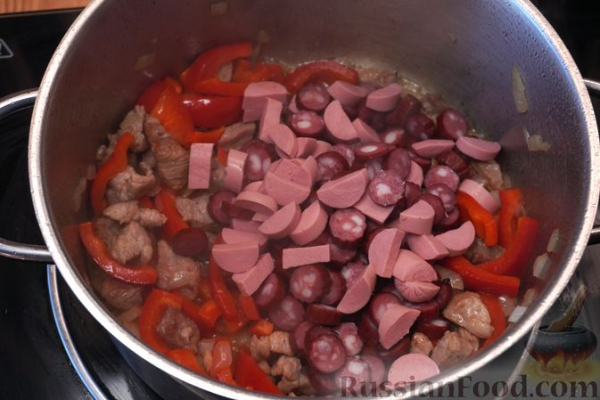 Айнтопф с квашеной капустой и копчёностями