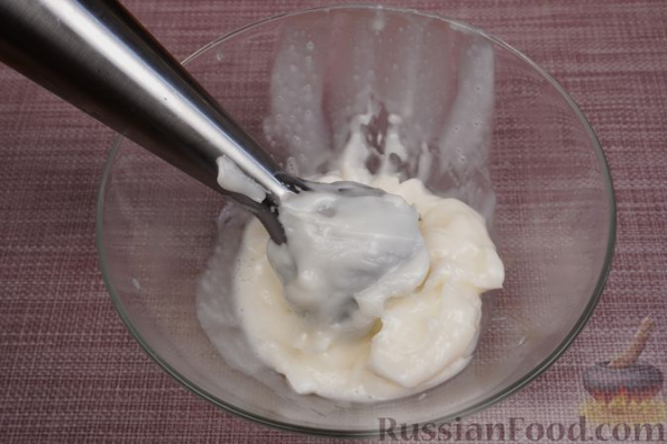 Бисквитный рулет с кокосово-молочным кремом