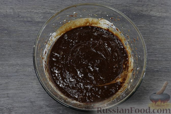 Брауни с консервированной вишней