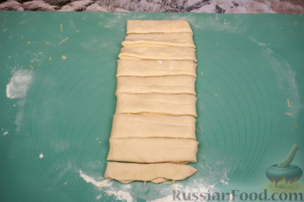 Булочки с сыром, из дрожжевого теста на молоке
