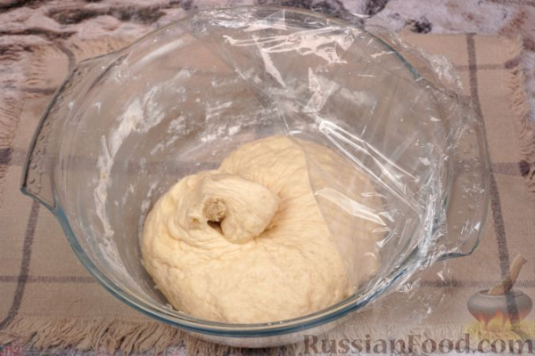 Булочки с сыром, из дрожжевого теста на молоке