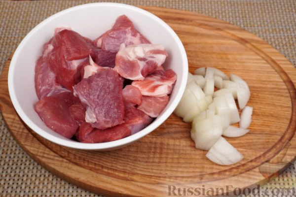 Чебуреки со свиным фаршем (в духовке)