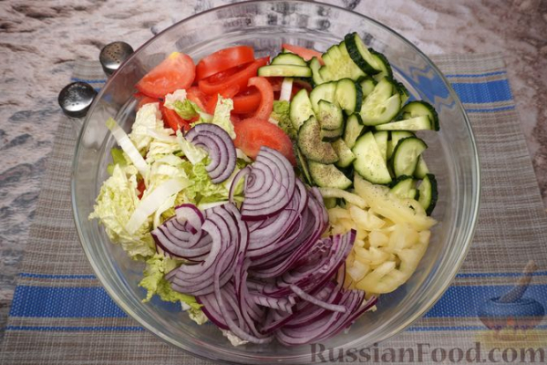 Греческий салат с пекинской капустой