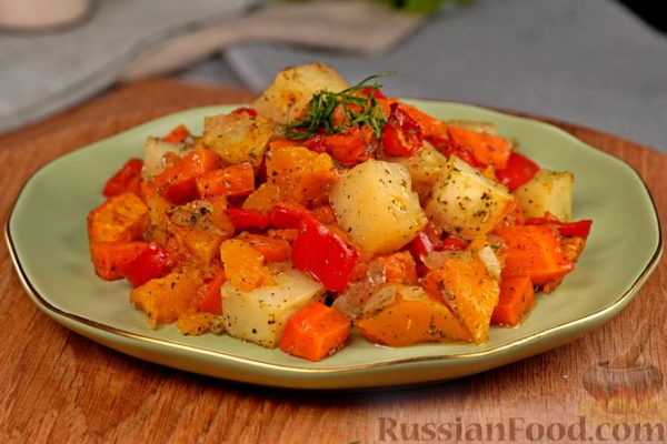 Овощное рагу с тыквой (в духовке)