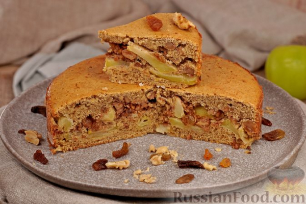 Овсяно-рисовый пирог с яблоками, орехами и изюмом, на кефире