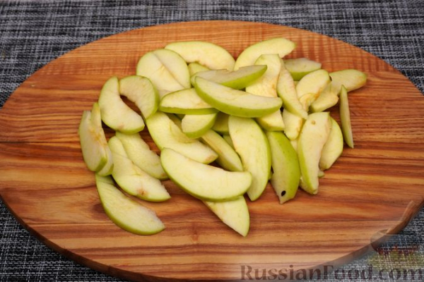 Овсяно-рисовый пирог с яблоками, орехами и изюмом, на кефире