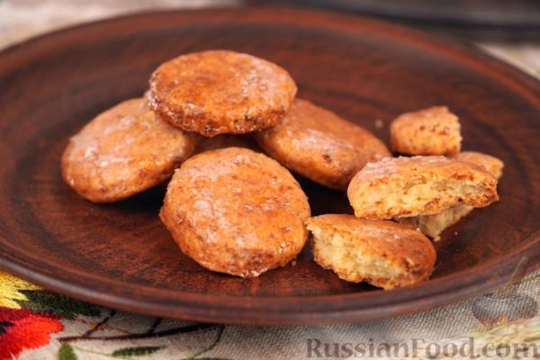 Пряное творожное печенье с лимонной глазурью