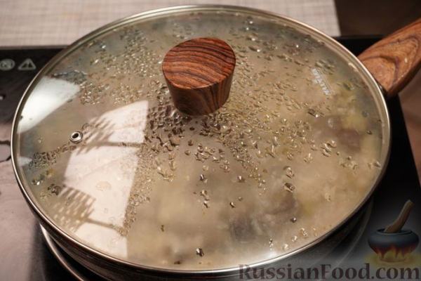 Ризотто с куриной печенью, сельдереем и вином