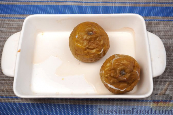 Салат "Оливье" с курицей и яблочным майонезом