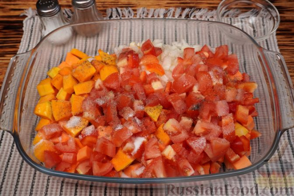 Тыква, запечённая с бататом и сыром