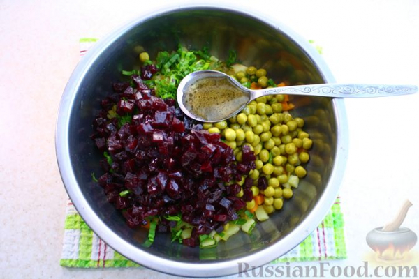 Винегрет в свёкле
