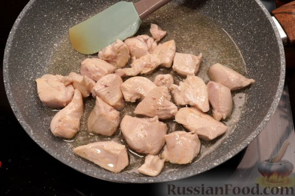 Азу из курицы с изюмом