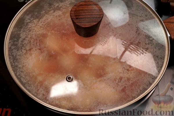 Азу из курицы с изюмом