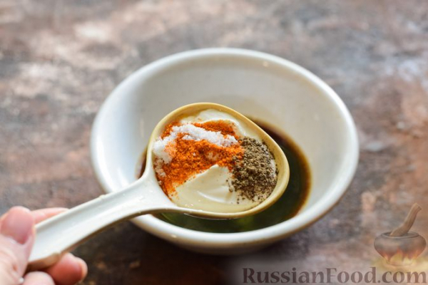Куриные крылышки, запечённые в лимонно-соевом маринаде