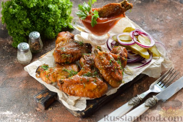 Куриные крылышки, запечённые в лимонно-соевом маринаде