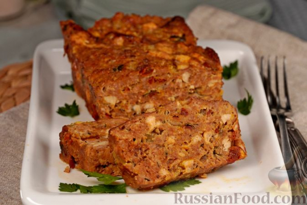 Мясной террин с копчёной курицей и вялеными томатами