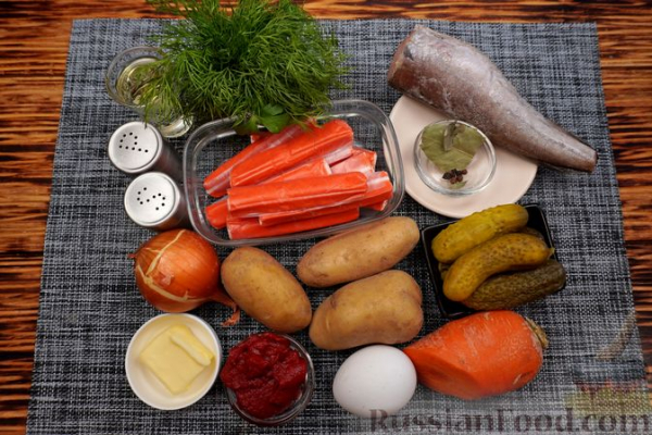 Рыбная солянка с крабовыми палочками