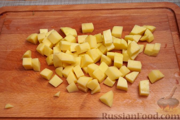 Суп с рыбными клецками и сливками