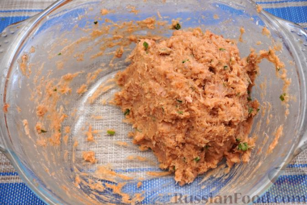 Суп с рыбными клецками и сливками