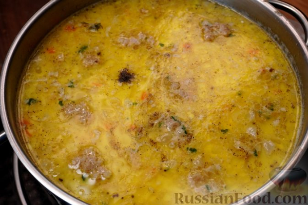 Суп с рыбными клецками и сливками