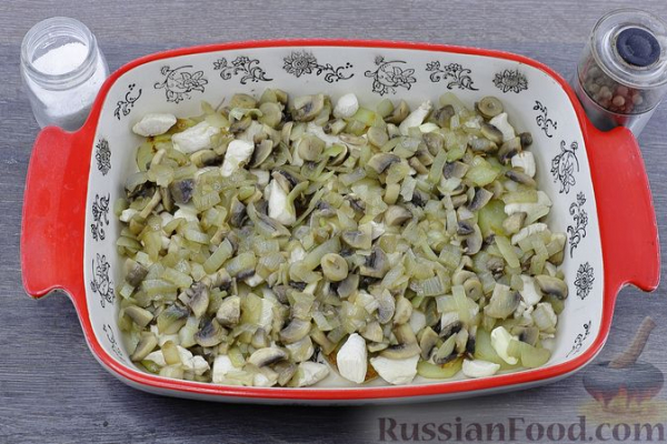 Картофельная запеканка с курицей и шампиньонами