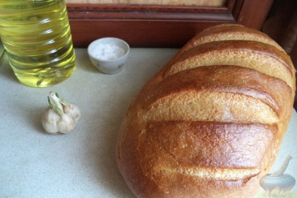 Простые гренки с чесноком