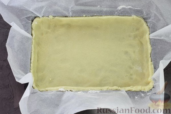 Тёртый пирог со сливами