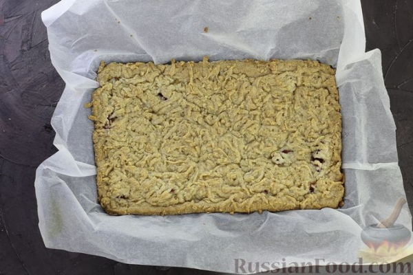 Тёртый пирог со сливами
