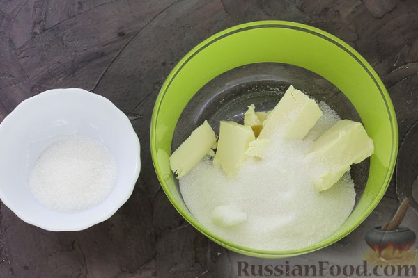 Тёртый пирог со сливами