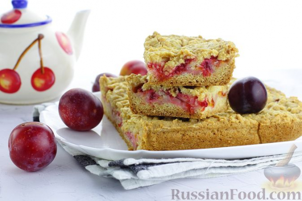 Тёртый пирог со сливами