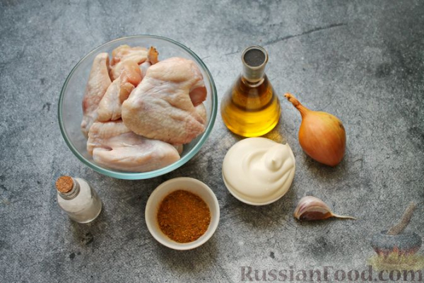 Запечённые куриные крылышки в майонезе