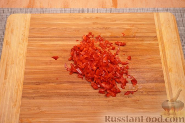Рулетики из сельди, с плавленым сыром и солёными огурцами