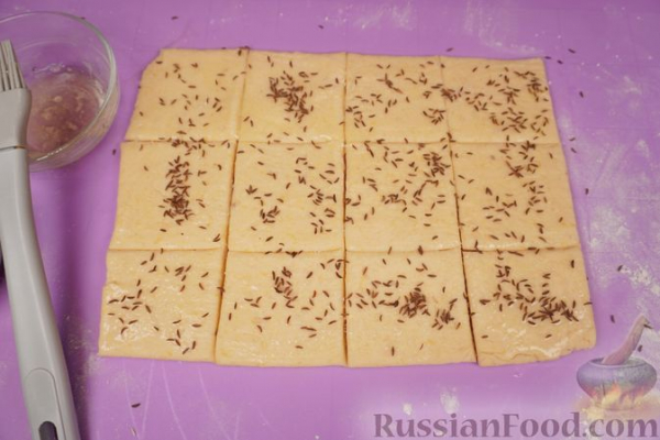 Солёное картофельное печенье с тмином