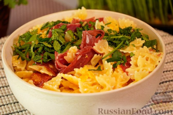 Макароны с пастырмой