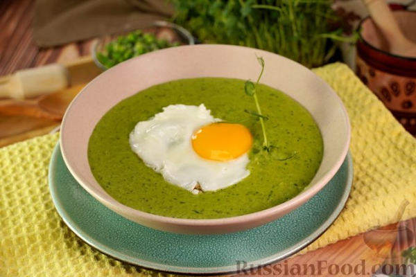Фёзелек (суп) с зелёным горошком