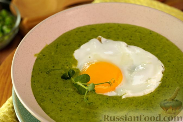 Фёзелек (суп) с зелёным горошком