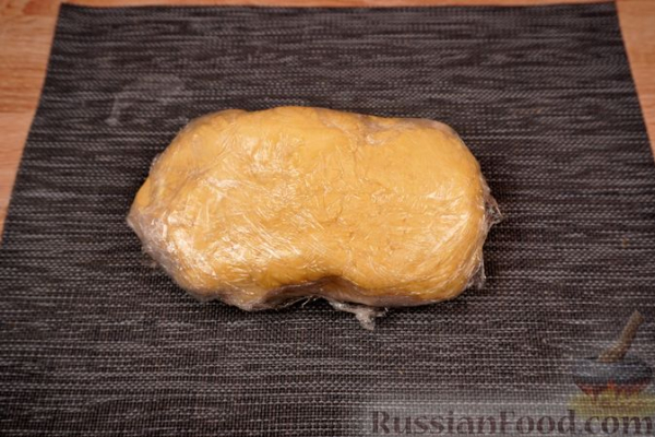 Пирог с творогом и абрикосами