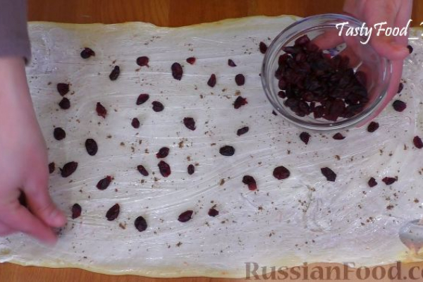 Кружевной пасхальный кулич "Краффин"