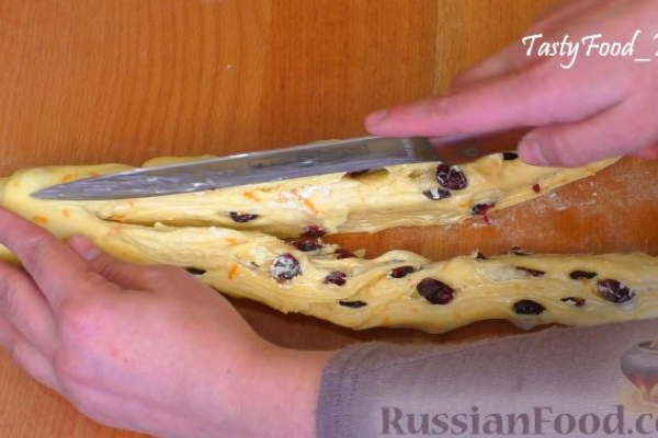 Кружевной пасхальный кулич "Краффин"
