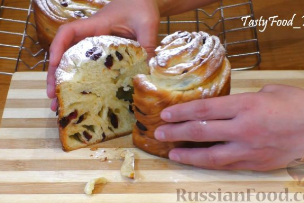 Кружевной пасхальный кулич "Краффин"