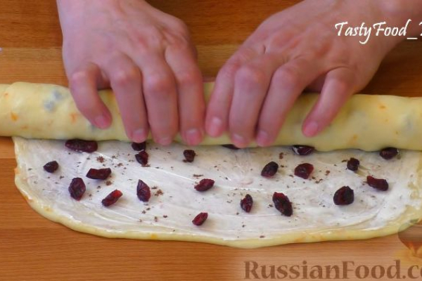 Кружевной пасхальный кулич "Краффин"