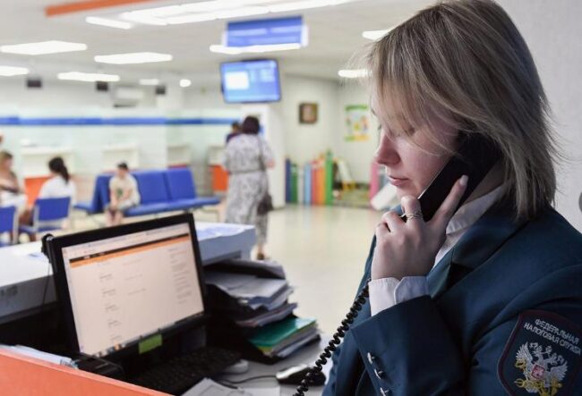 ФНС следит за россиянами в соцсетях и определяет налоговых уклонистов при помощи ИИ