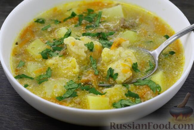 Суп с фаршем и сырными клёцками Суп с фаршем и сырными клёцками