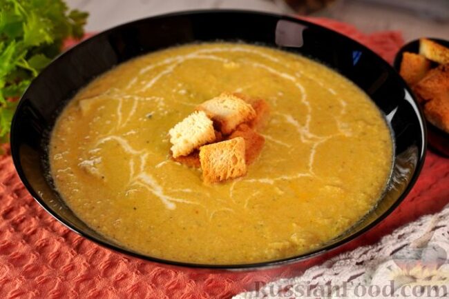 Куриный крем-суп с овощами