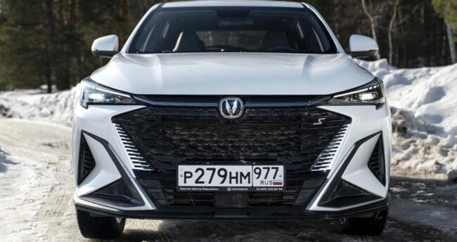В Россию приехал новый кроссовер Changan CS35 Max: чем может заинтересовать "китаец"